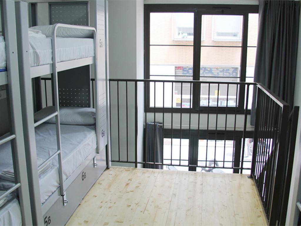 Bed 10-Bed Mixed Dormitory Room